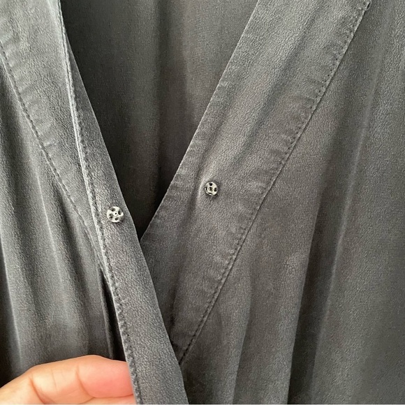 Aritzia Babaton Corbett 100% silk romper slate grey size small - Picture 10 of 16